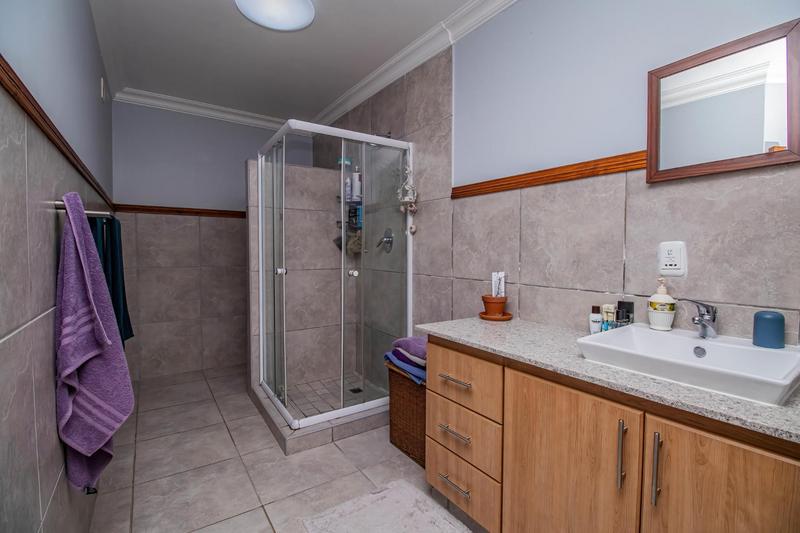 9 Bedroom Property for Sale in Outeniqua Strand Western Cape